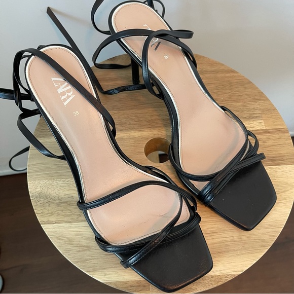 ZARA | LACE UP HEELS - Picture 4 of 6